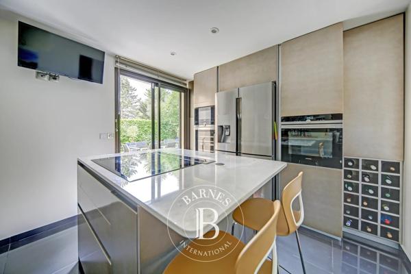Jouy-en-Josas, Appartement 3 Chambres -  122 m² à vendre