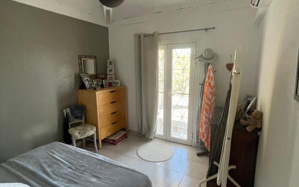 Maison à vendre    5 pièces •  Koungou