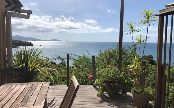 Maison à vendre    5 pièces •  Koungou