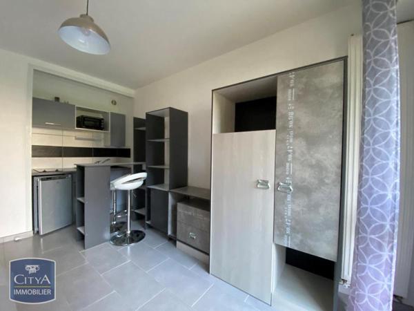 Appartement à louer 1 pièce 17.79m²