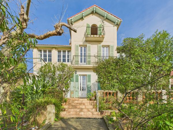 Toulon Siblas – Maison de caractère 219 m² – terrain piscinable