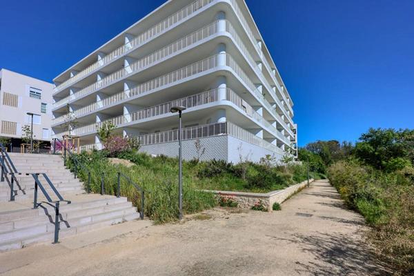 T4 récent + VUE exceptionnelle + 2 parkings boxables