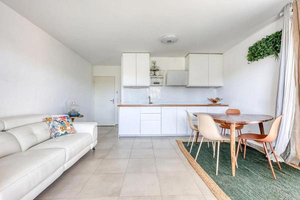 T4 récent + VUE exceptionnelle + 2 parkings boxables