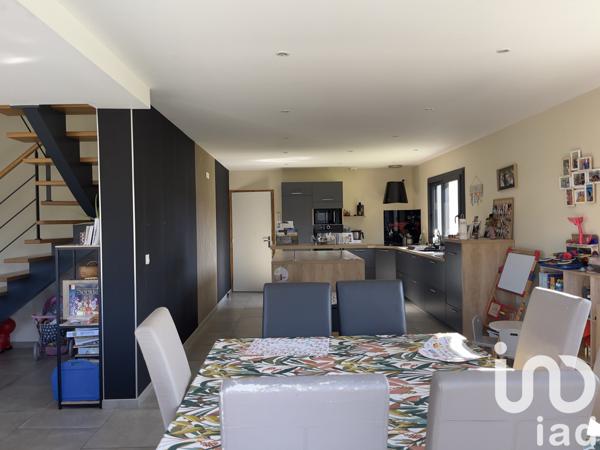 Maison à vendre 6 pièces 110 m² Villebaudon