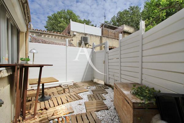 EXCLUSIVITÉ - LATTES CENTRE - T3 ATYPIQUE DE 83 m² UTILES (68m2 loi carrez) - GRANDE MEZZANINE - TERRASSE PLEIN SUD