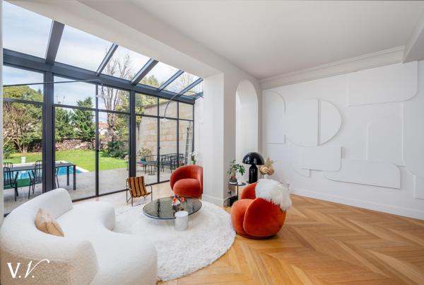TRIANGLE D'OR - HOTEL PARTICULIER D'EXCEPTION