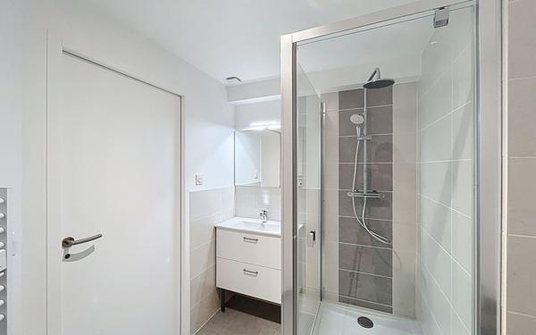 Appartement à louer    1 pièce •  Tournon-sur-Rhône