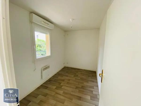 Appartement à louer 2 pièces 54.57m² Louvroil (59720)