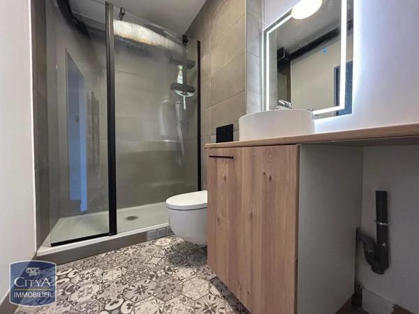 Appartement à louer 1 pièce 32.35m²