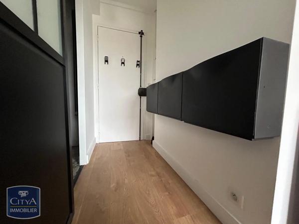 Appartement à louer 1 pièce 32.35m²