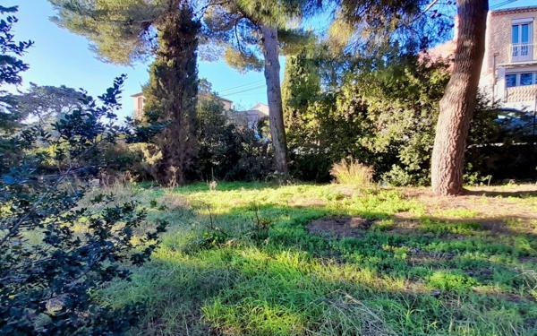 Terrain à vendre    Béziers
