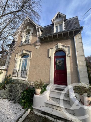 Maison à vendre  5 pièces - 125,60 m 2   CHATELLERAULT  - 86