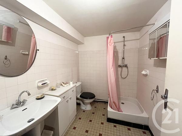 Maison à vendre  5 pièces - 125,60 m 2   CHATELLERAULT  - 86