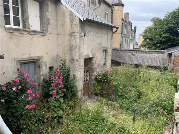 Immeuble à vendre |  Guéret |  196 m²
