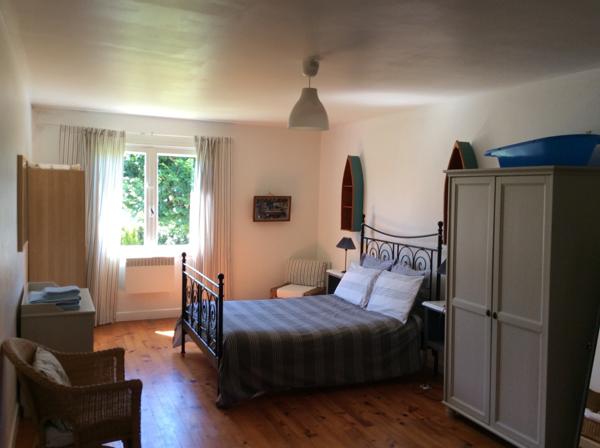 Jonzac (17500) MAISON D'HABITATION ET 5 GITES