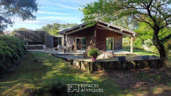 Villa d’architecte en lisière de forêt à 2 km des plages