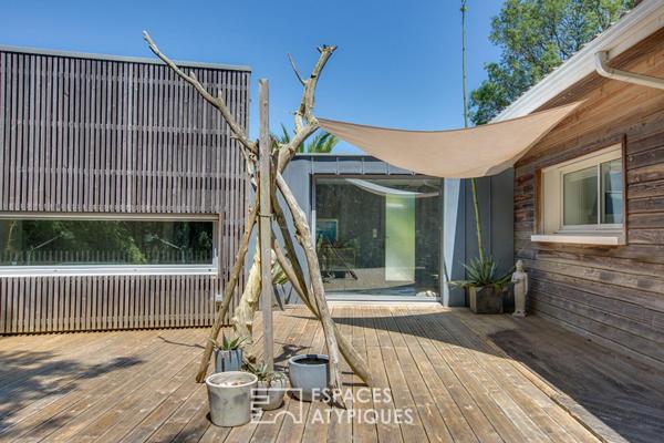 Villa d’architecte en lisière de forêt à 2 km des plages