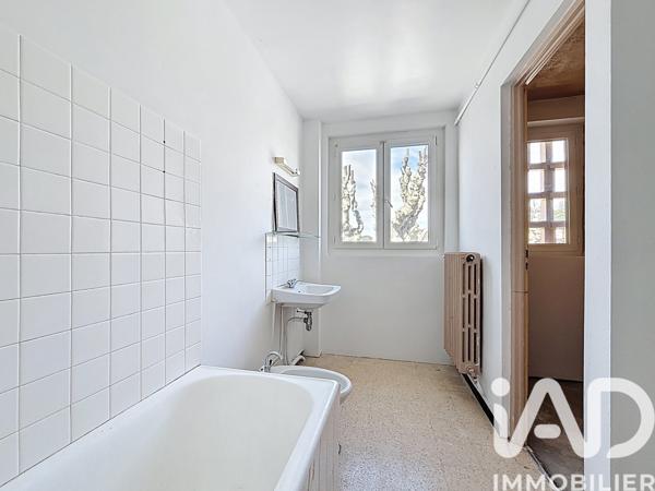 Appartement à vendre 4 pièces 76 m² Vaison-la-Romaine