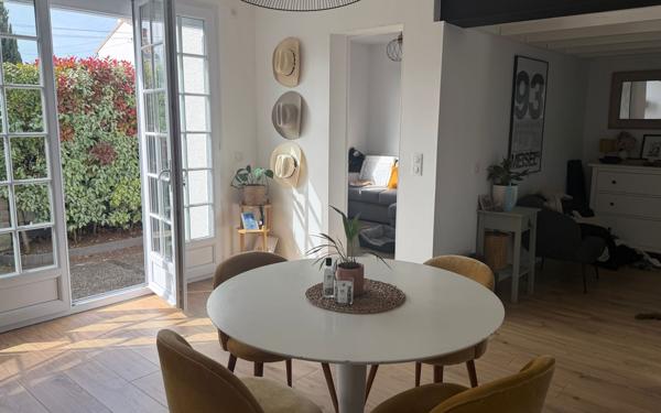 Maison à vendre    4 pièces •  La Rochelle