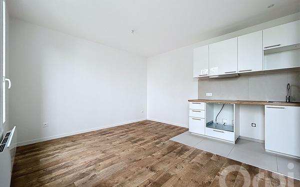 Appartement à louer    3 pièces • 45,86 m2 Maisons-Alfort