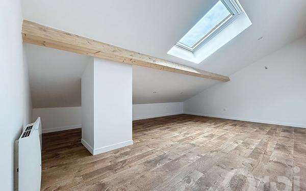 Appartement à louer    3 pièces • 45,86 m2 Maisons-Alfort