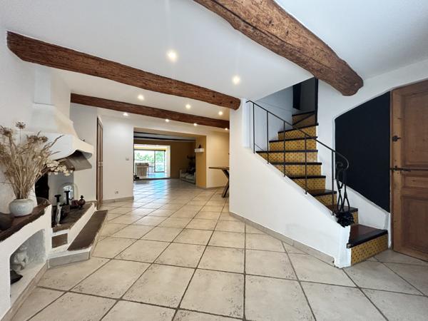 Maison 6 pièces - 250 m²