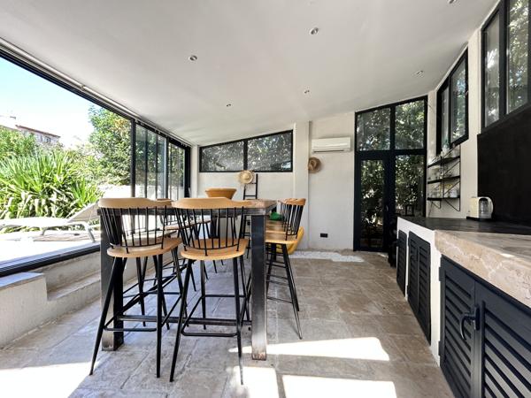 Maison 6 pièces - 250 m²