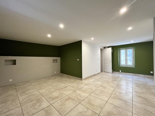 Maison 6 pièces - 250 m²