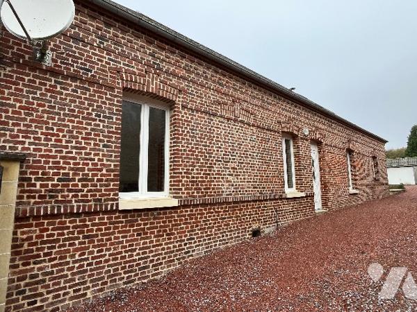 Maison 2 chambres avec cour et garage