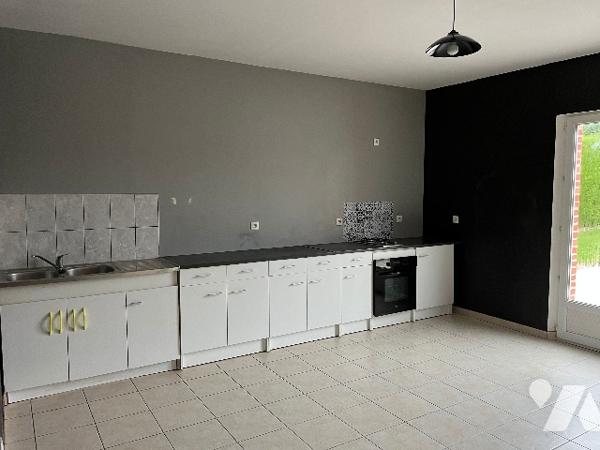 Maison 2 chambres avec cour et garage