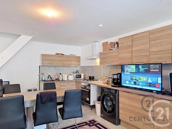 Maison à vendre  6 pièces - 148 m 2   LEUCATE  - 11