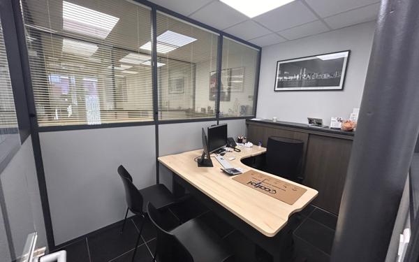 Appartement à vendre    8 pièces • 105,40 m2 Paris 10