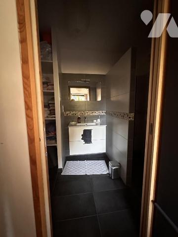 A VENDRE (56) TRES BELLE MAISON D'ARCHITECTE DE 2017 AVEC PISCINE -