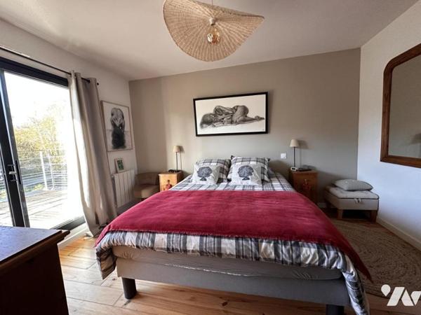 A VENDRE (56) TRES BELLE MAISON D'ARCHITECTE DE 2017 AVEC PISCINE -