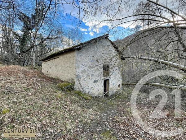 Appartement F3 à vendre  3 pièces - 72 m 2   LANNEMEZAN  - 65