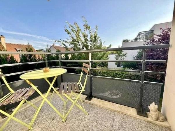Appartement F4 récent à proximité des bords de Marne
