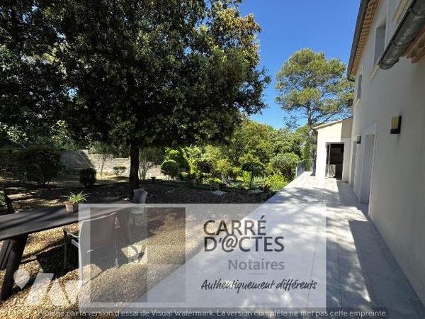NOUVEAUTE !!! Les Notaires Associés CARRE D'@CTES vous proposent cette Magnifique villa de type...