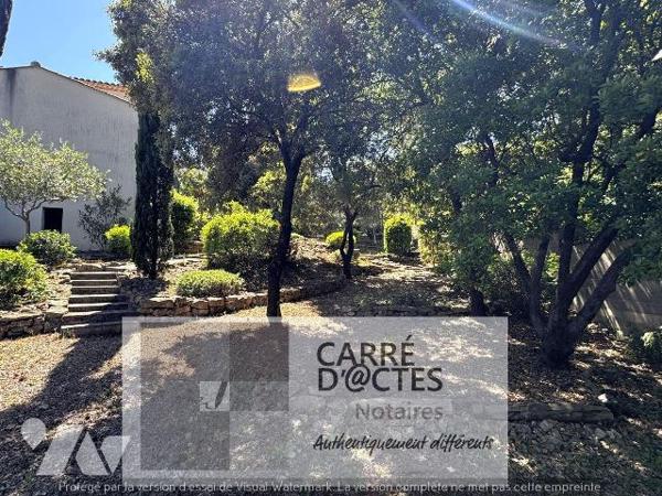 NOUVEAUTE !!! Les Notaires Associés CARRE D'@CTES vous proposent cette Magnifique villa de type...