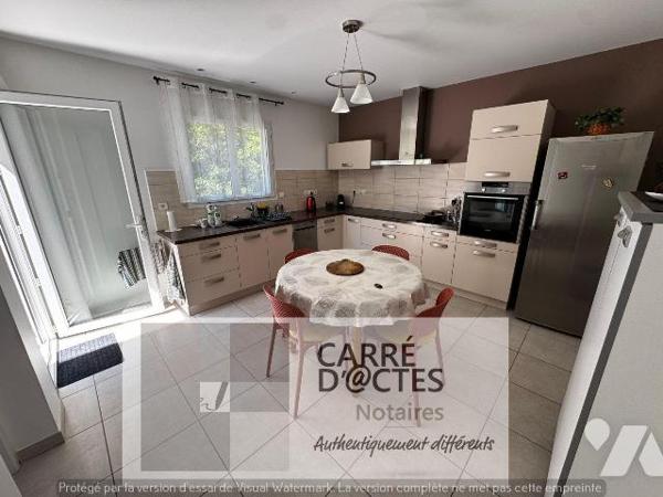 NOUVEAUTE !!! Les Notaires Associés CARRE D'@CTES vous proposent cette Magnifique villa de type...
