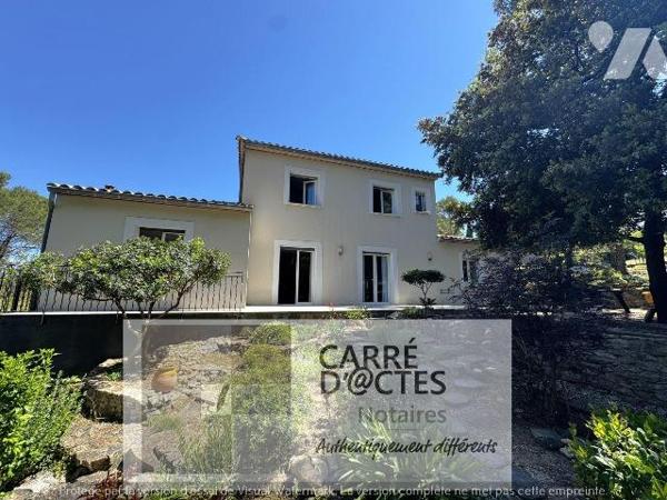 NOUVEAUTE !!! Les Notaires Associés CARRE D'@CTES vous proposent cette Magnifique villa de type...