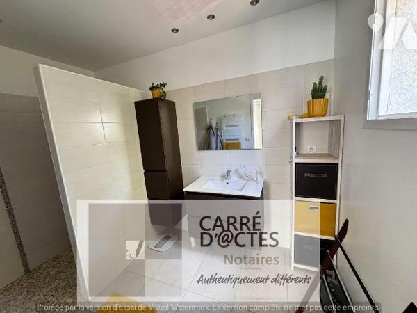 NOUVEAUTE !!! Les Notaires Associés CARRE D'@CTES vous proposent cette Magnifique villa de type...