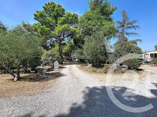 Maison à vendre  7 pièces - 252,35 m 2   AGDE  - 34