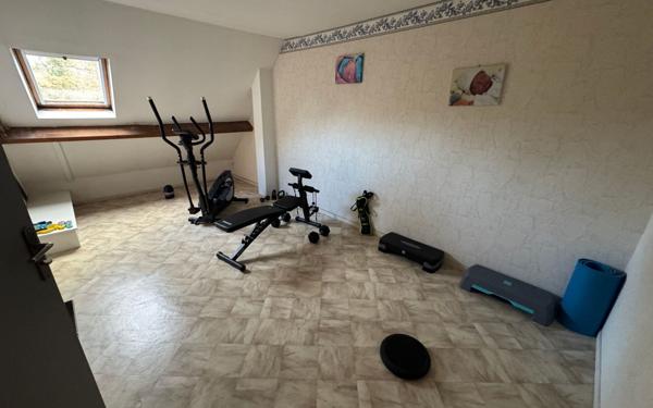 Maison à vendre    9 pièces •  Nogent-le-Rotrou