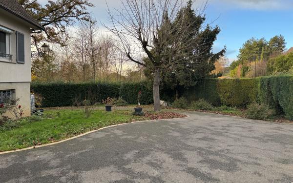 Maison à vendre    9 pièces •  Nogent-le-Rotrou