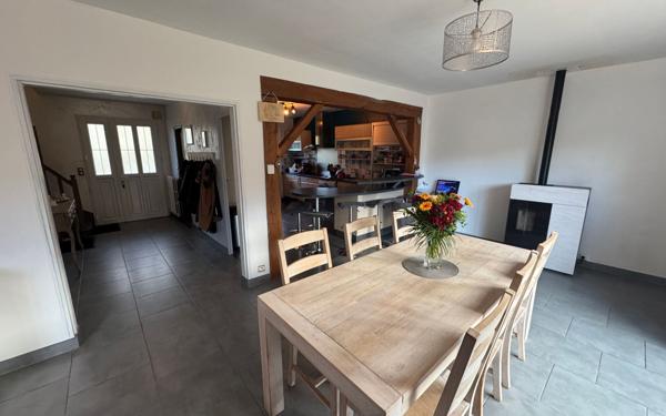 Maison à vendre    9 pièces •  Nogent-le-Rotrou