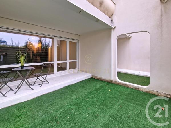 Appartement F2 à vendre  2 pièces - 56,72 m2 NOISY LE GRAND - 93