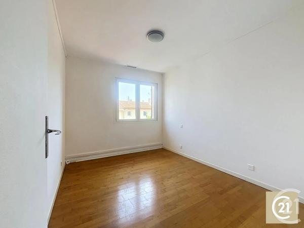 Maison à vendre  5 pièces - 94,69 m 2   BEZIERS  - 34