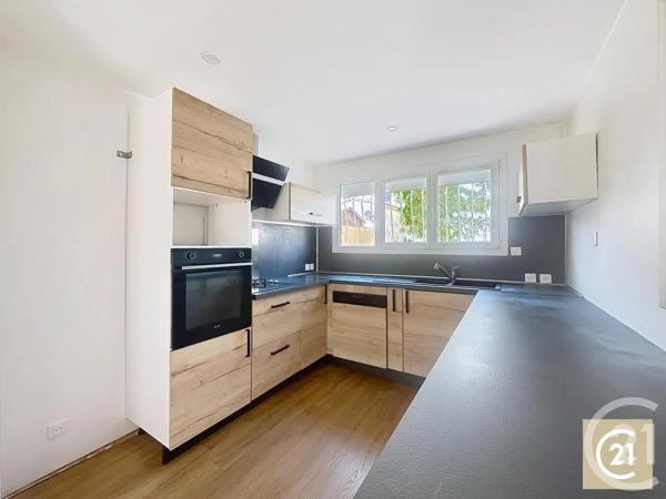 Maison à vendre  5 pièces - 94,69 m 2   BEZIERS  - 34