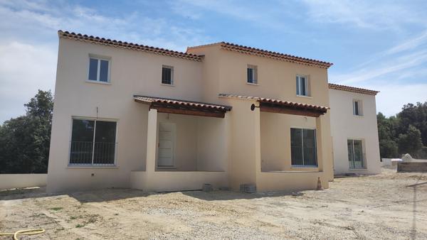 Villas 80 m² à Lambesc 13410