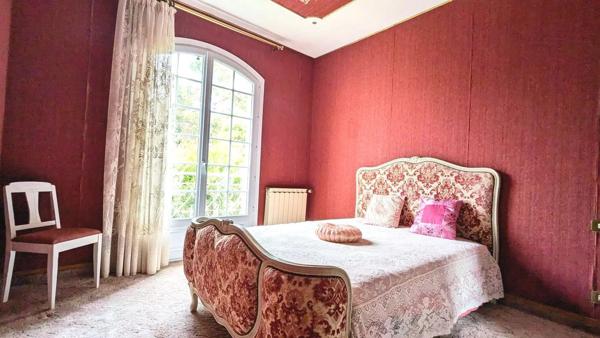 Maison familiale avec charme et potentiel de 4 chambres avec charme et potentiel